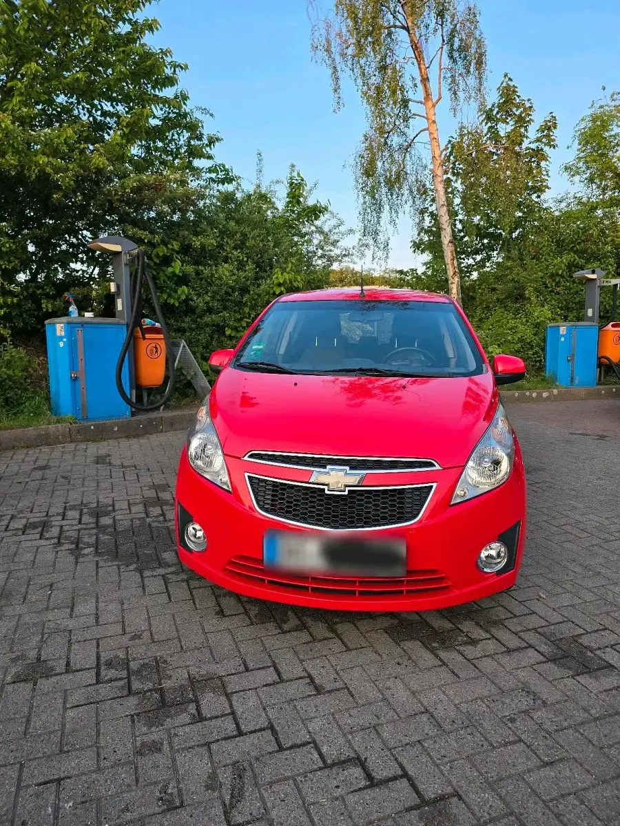 Second-hand Chevrolet Spark 68 CP (50 kW) 2013 Roșu Hatchback