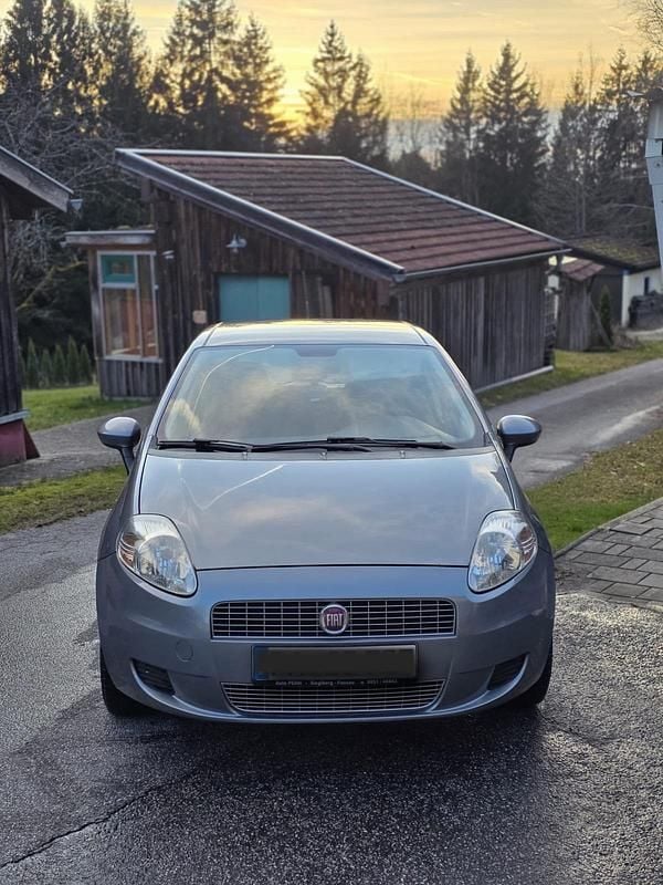 Gebraucht Fiat Punto 77 PS (56 kW) 2008 Blau Kleinwagen