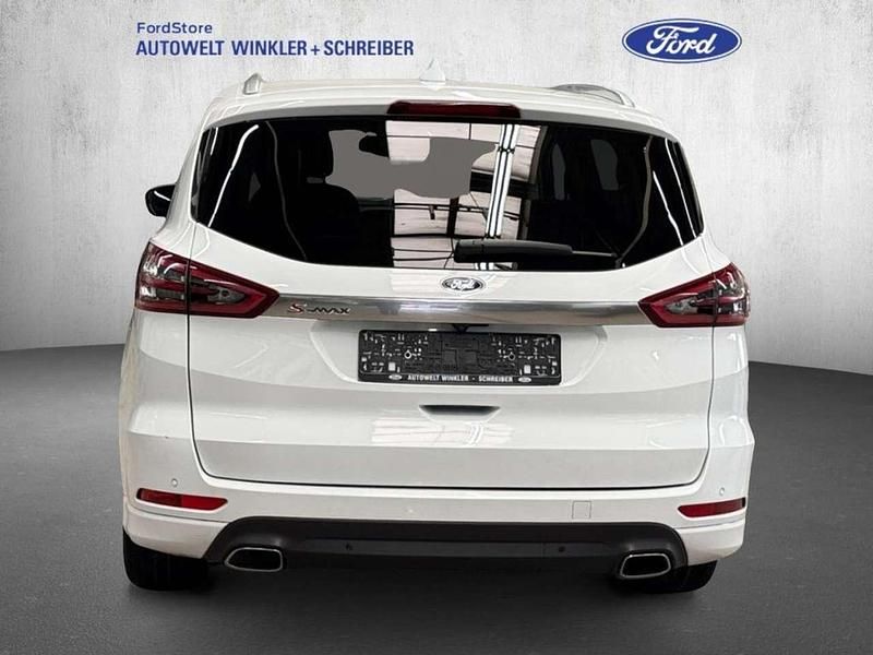 Gebraucht Ford S-MAX Titanium 190 PS (139 kW) 2020 Weiß Van / Kleinbus