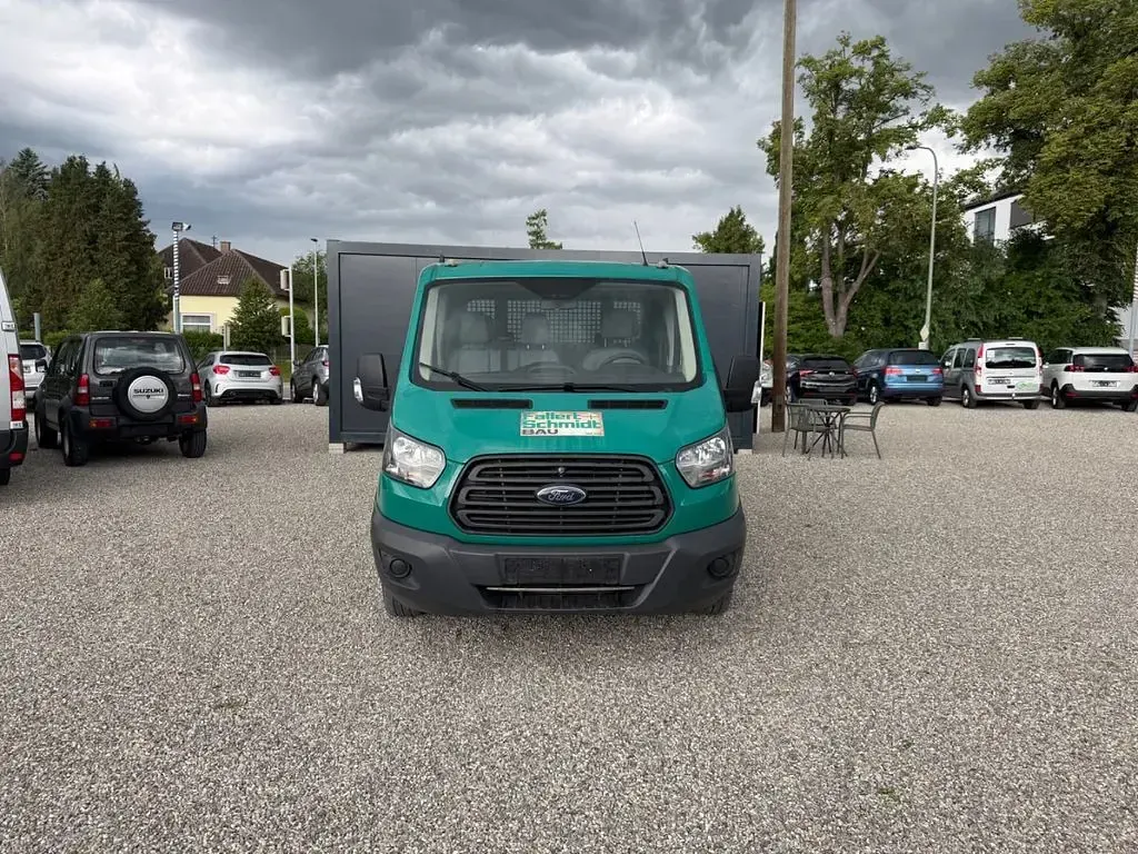 Gebraucht Ford Transit 131 PS (96 kW) 2018 Grün