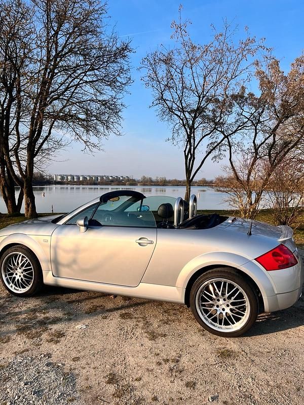 Gebraucht Audi TT Roadster 180 PS (132 kW) 2000 Silber Cabrio
