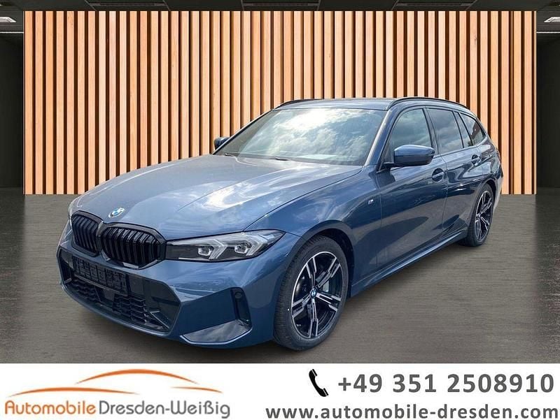 Arctic race blue Gebraucht 2024 BMW 330 M Sport Kombi | 38.980 € (Superpreis) - Bild 1/4