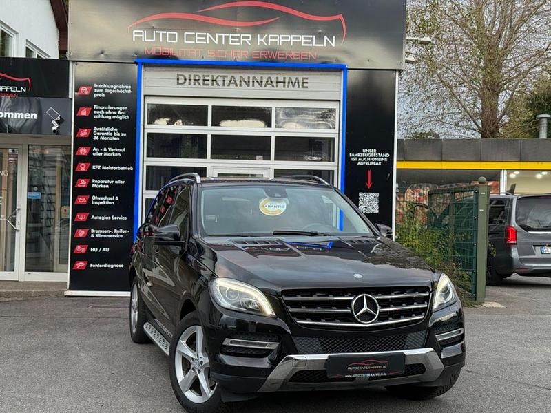 Gebraucht Mercedes ML250 204 PS (150 kW) 2014 Schwarz SUV