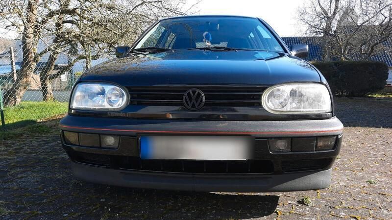Andere außenfarben Gebraucht 1997 VW Golf III GTI Limousine | 16.490 € - Bild 1/4