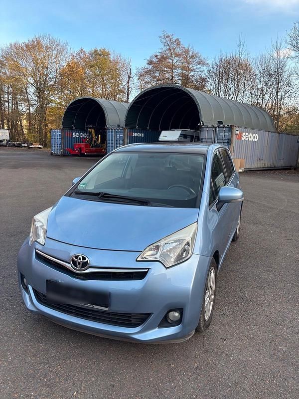 Gebraucht 2013 Toyota Verso-S Kombi | 6.299 € (Fairer Preis) - Bild 1/4