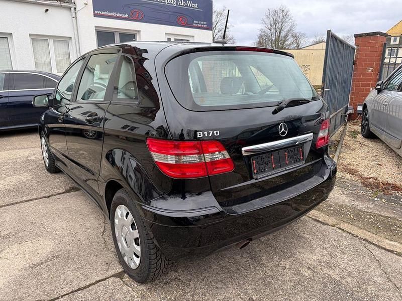Gebraucht Mercedes B170 116 PS (85 kW) 2008 Schwarz Van / Kleinbus