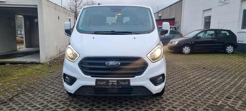 Gebraucht Ford Transit 130 PS (95 kW) 2020 Weiß Van / Kleinbus