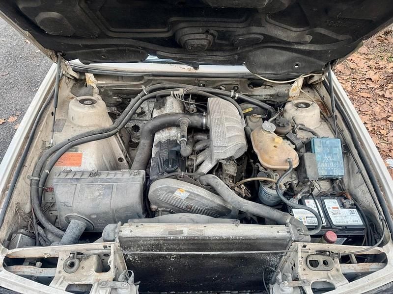 Gebraucht BMW 524 86 PS (63 kW) 1987 Limousine