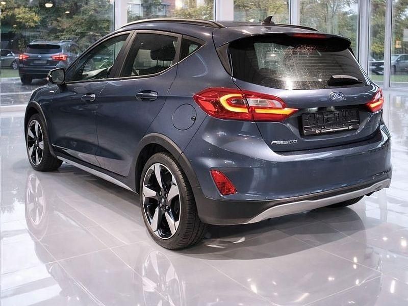 Gebraucht Ford Fiesta Active 101 PS (74 kW) 2021 Blau Limousine