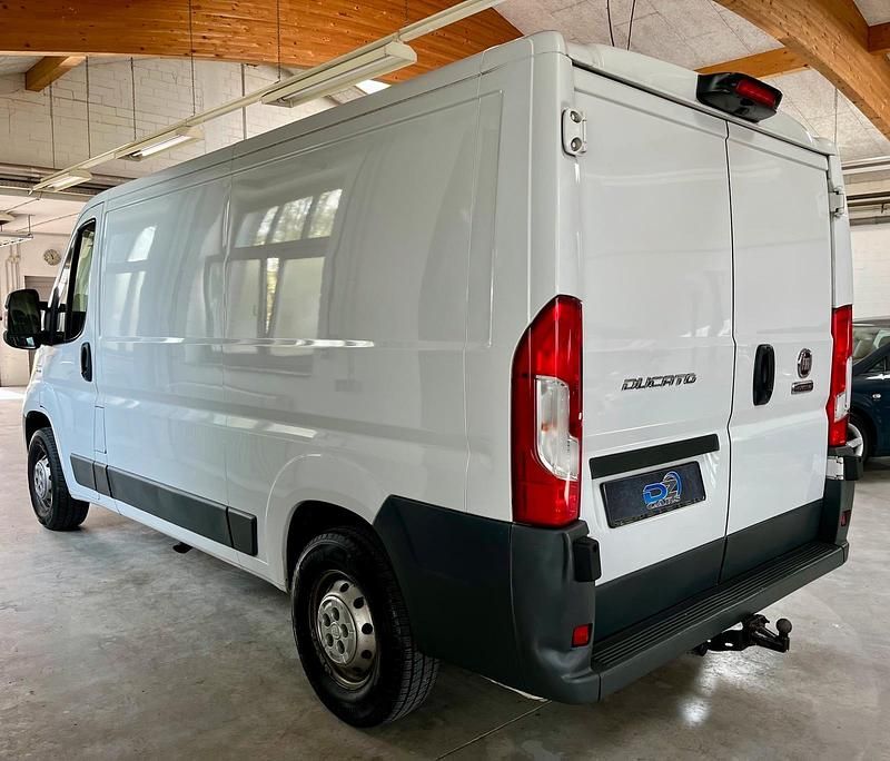 Gebraucht Fiat Ducato 131 PS (96 kW) 2017 Weiß Van