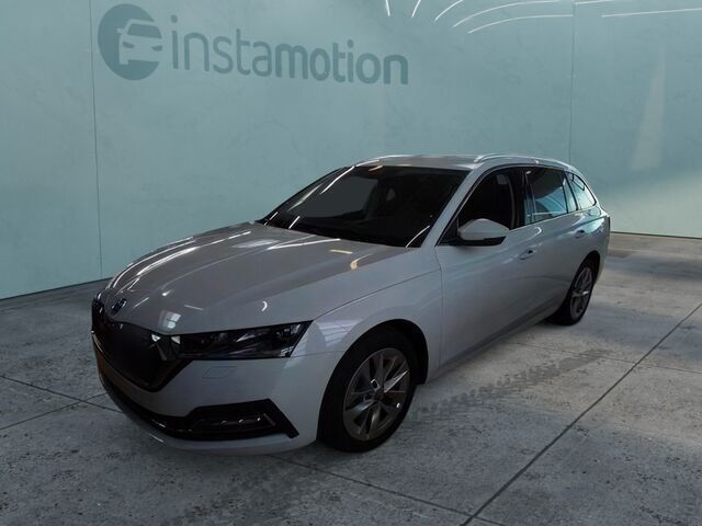 Weiß Gebraucht 2023 Skoda Octavia Style Kombi | 34.129 € (Teuer) - Bild 1/2