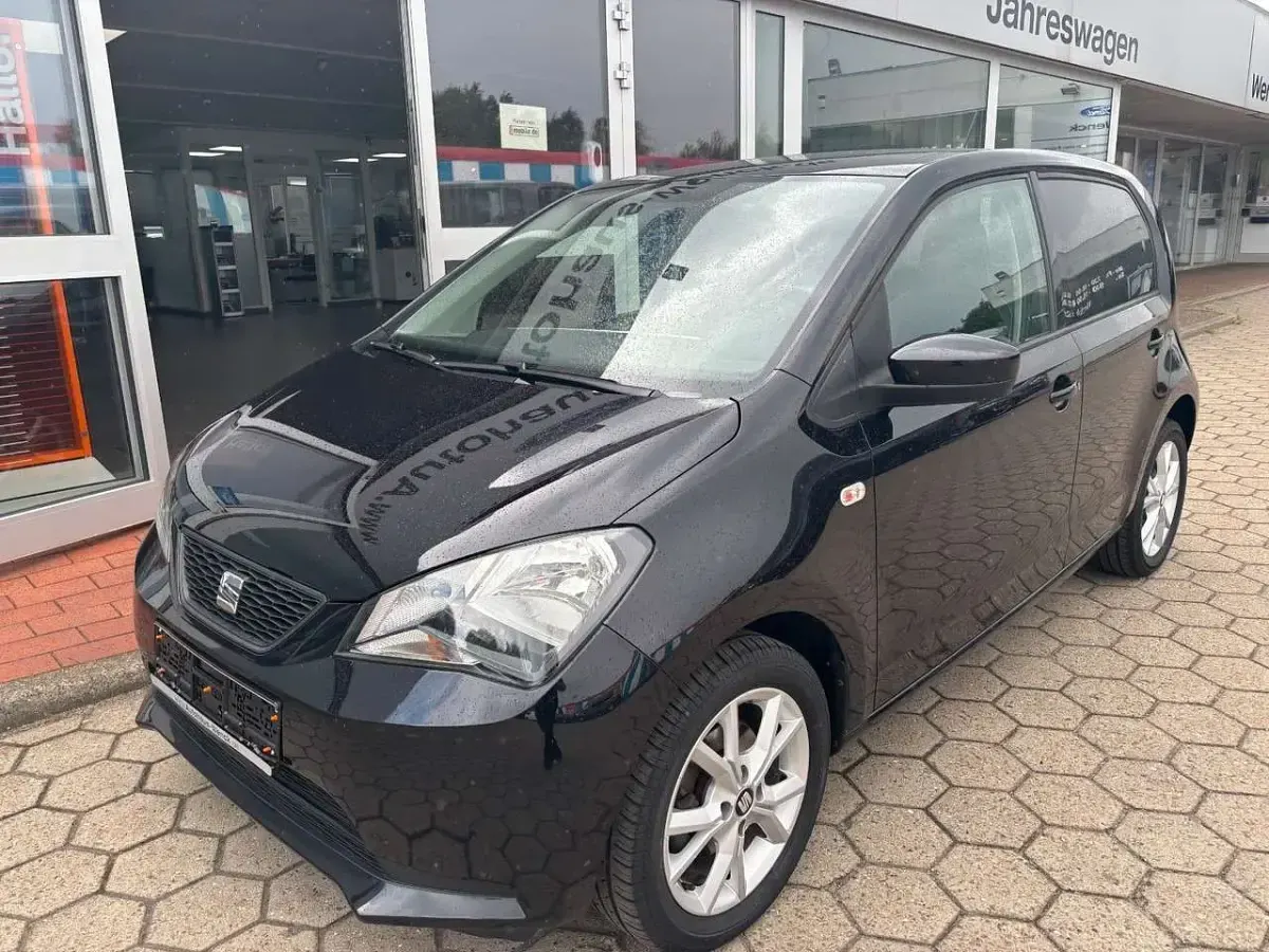 Gebraucht Seat Mii Chic 75 PS (55 kW) 2017 Deep black perleffekt Kleinwagen