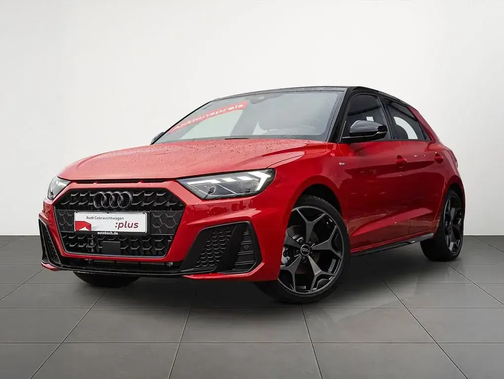 Gebraucht Audi A1 Sportback S-Line 116 PS (85 kW) 2025 Progressivrot metallic/mythosschwarz metallic Kleinwagen