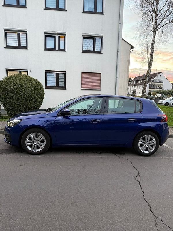 Gebraucht Peugeot 308 131 PS (96 kW) 2020 Blau Limousine
