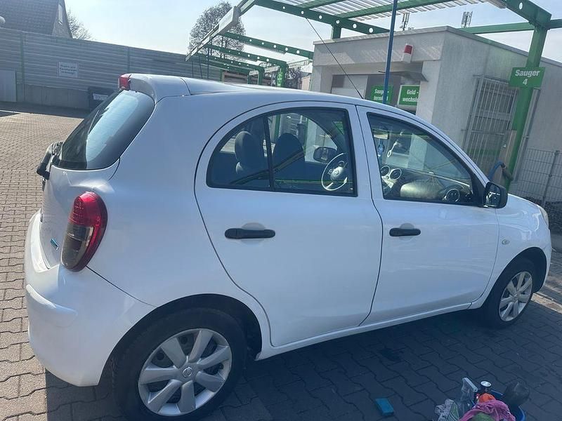 Gebraucht Nissan Micra 80 PS (58 kW) 2013 Weiß Kleinwagen