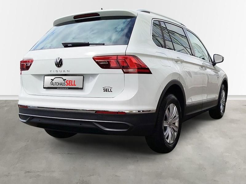 Gebraucht VW Tiguan Move 150 PS (110 kW) 2024 Weiß SUV