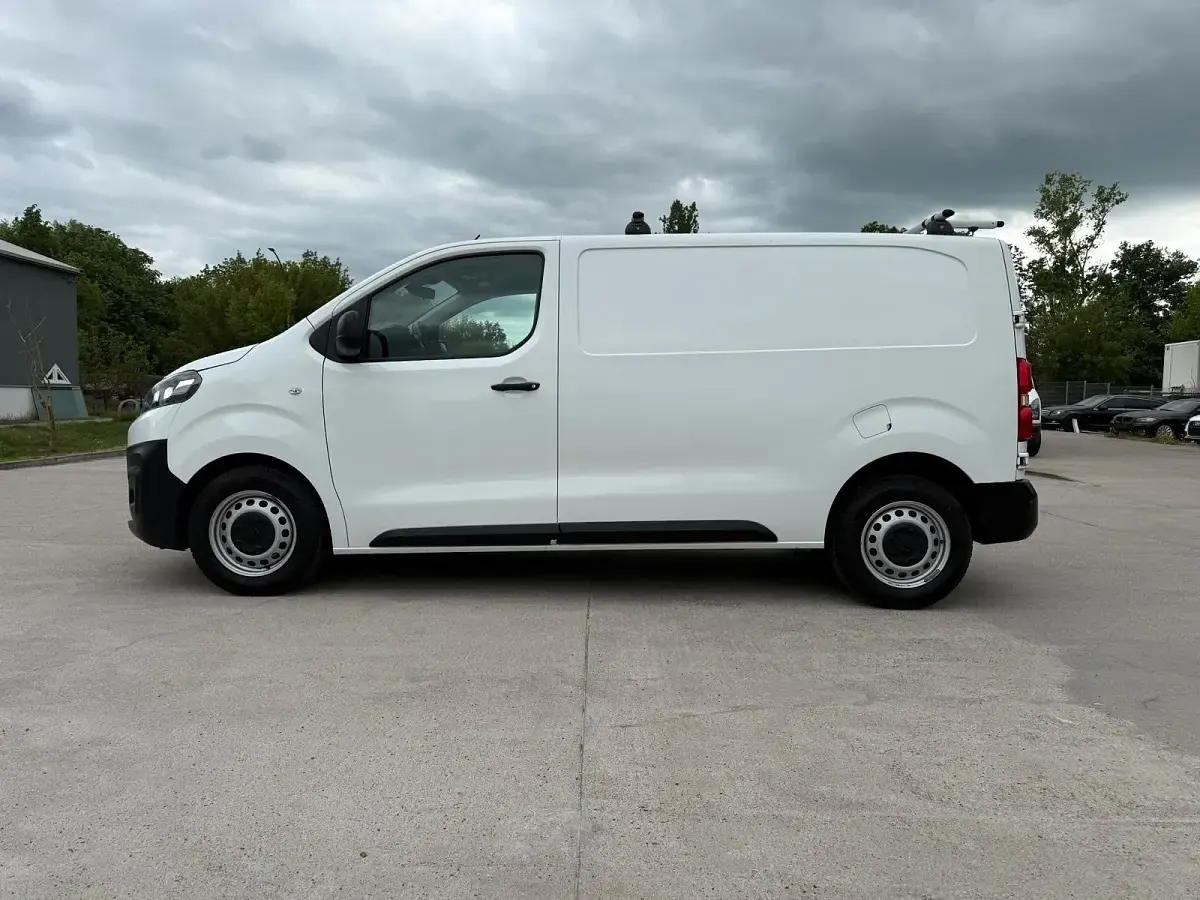 Gebraucht Citroën Jumpy 122 PS (89 kW) 2020 Weiß Van / Kleinbus