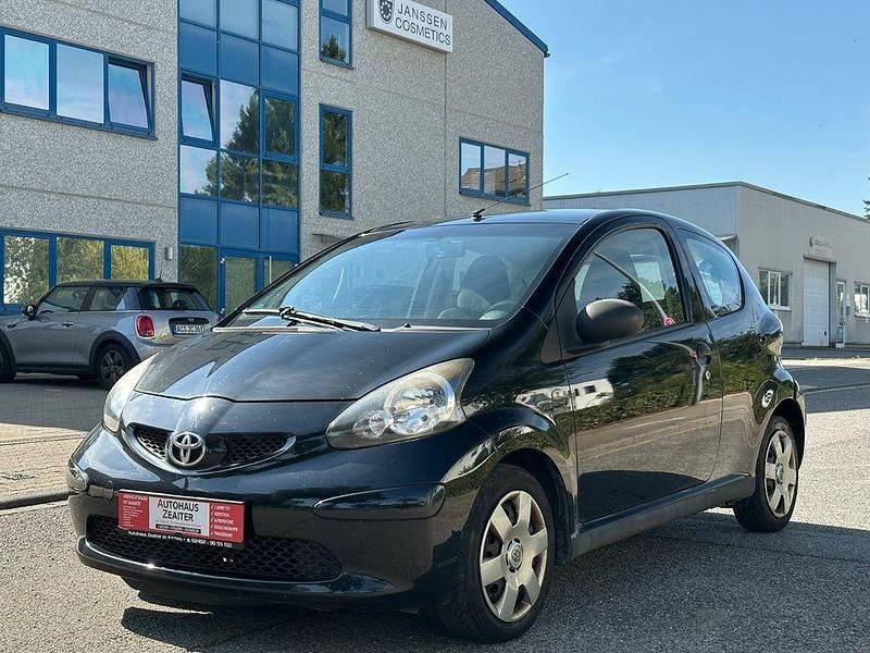 Schwarz Gebraucht 2007 Toyota Aygo Basis Kleinwagen | 990 € (Guter Preis) - Bild 1/4
