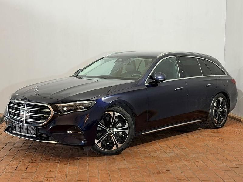 Gebraucht Mercedes E300 204 PS (150 kW) 2024 Other Limousine