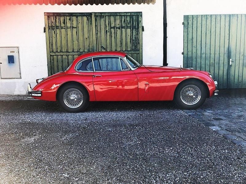 Gebraucht Jaguar XK 220 PS (161 kW) 1958 Rot Coupé
