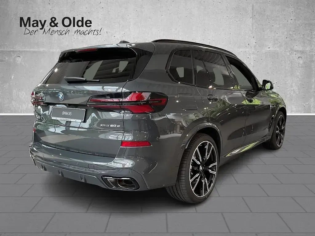 Neu BMW X5 M Sport 489 PS (359 kW) 2026 Bmw individual dravitgrau meta SUV