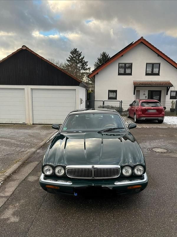 Gebraucht Jaguar XJ8 284 PS (208 kW) 2000 Grün Limousine