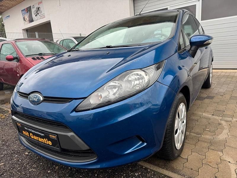 Gebraucht Ford Fiesta 68 PS (50 kW) 2010 Blau Kleinwagen