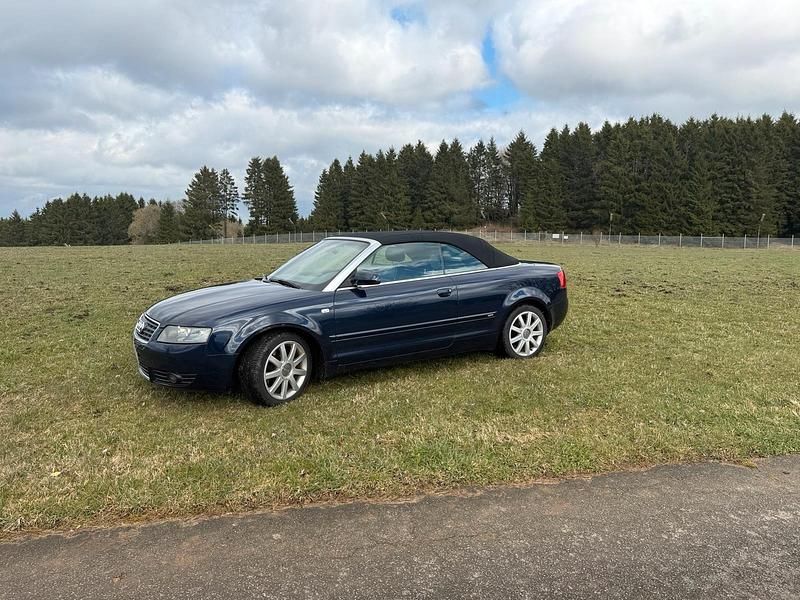 Gebraucht Audi A4 Cabriolet S-Line 163 PS (119 kW) 2004 Blau Cabrio