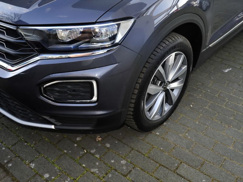 Gebraucht VW T-Roc Cabriolet Style 150 PS (110 kW) 2021 Andere farbe Cabrio