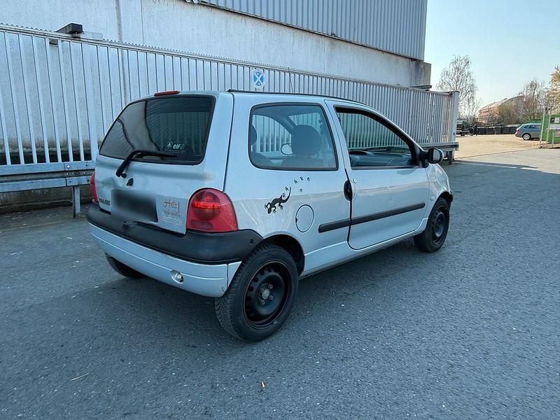 Gebraucht Renault Twingo 58 PS (42 kW) 2003 Silber Kleinwagen