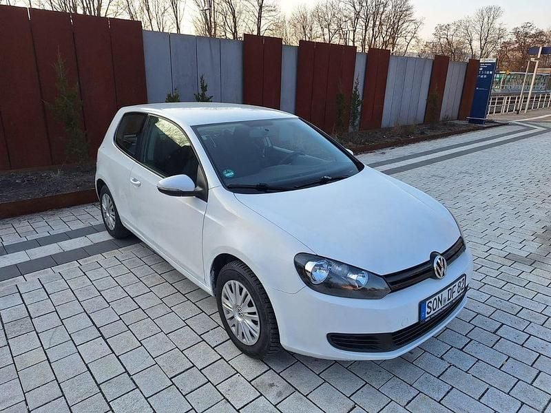 Gebraucht VW Golf VI 80 PS (58 kW) 2009 Weiß Kleinwagen