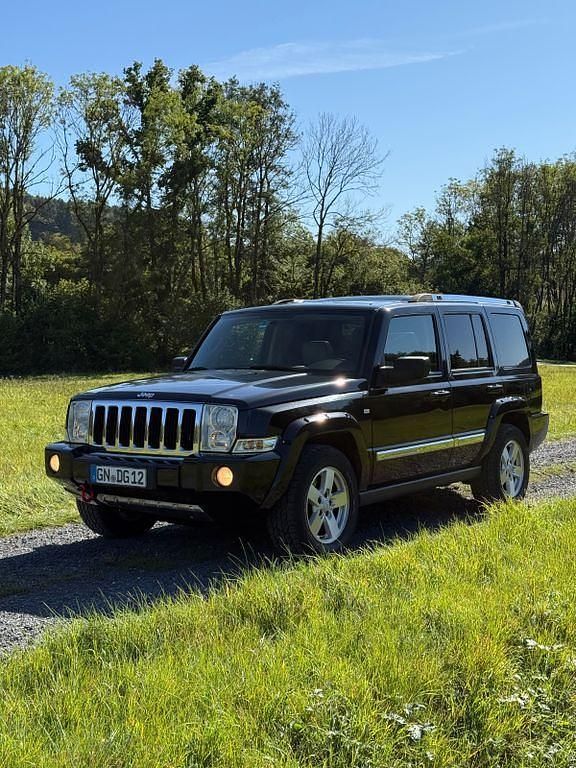 Gebraucht Jeep Commander Limited 218 PS (160 kW) 2008 Schwarz SUV