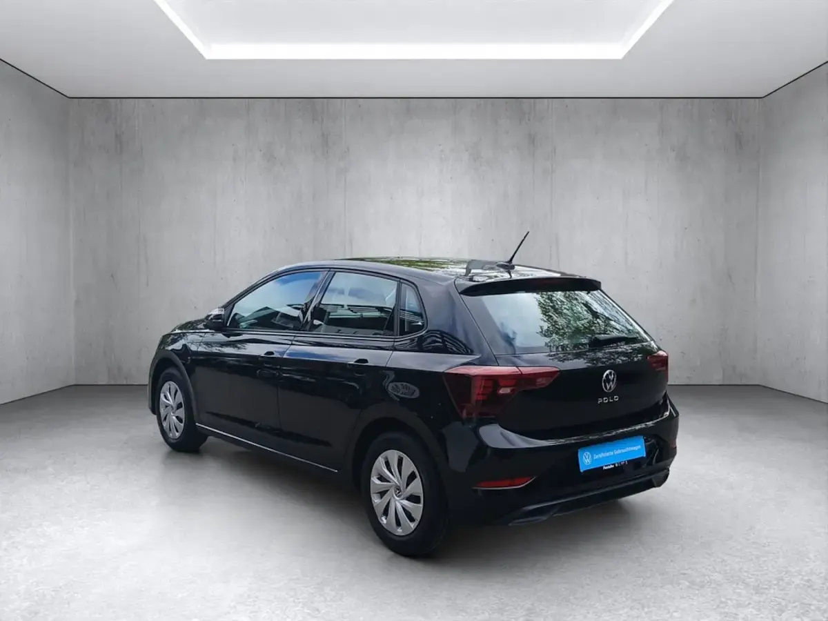 Gebraucht VW Polo Life 95 PS (69 kW) 2023 Schwarz Kleinwagen