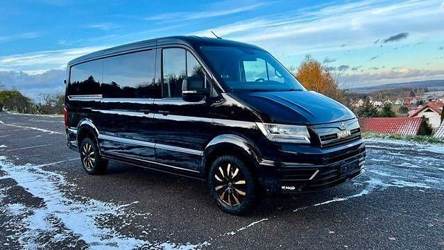 Schwarz Gebraucht 2019 MAN TGE Van | 36.890 € - Bild 1/4