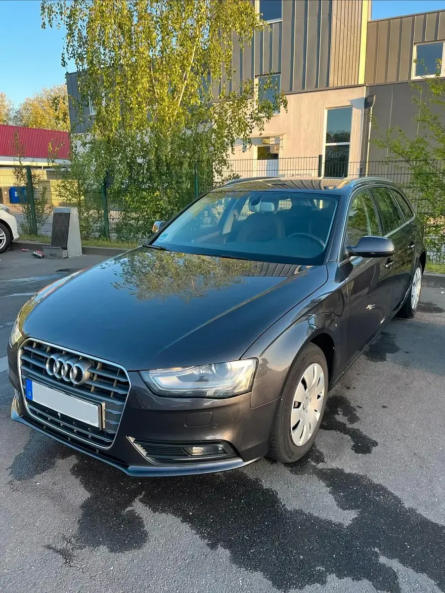 Gebraucht Audi A4 Ambiente 177 PS (130 kW) 2013 Grau Kombi