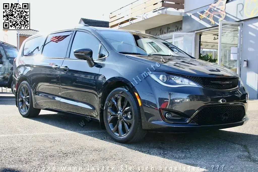 Gebraucht Chrysler Pacifica Limited 291 PS (214 kW) 2019 Maximum steel metallic Van / Kleinbus