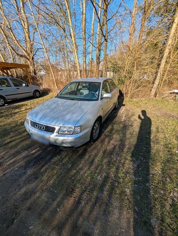 Gebraucht Audi A3 100 PS (73 kW) 1999 Silber Kleinwagen