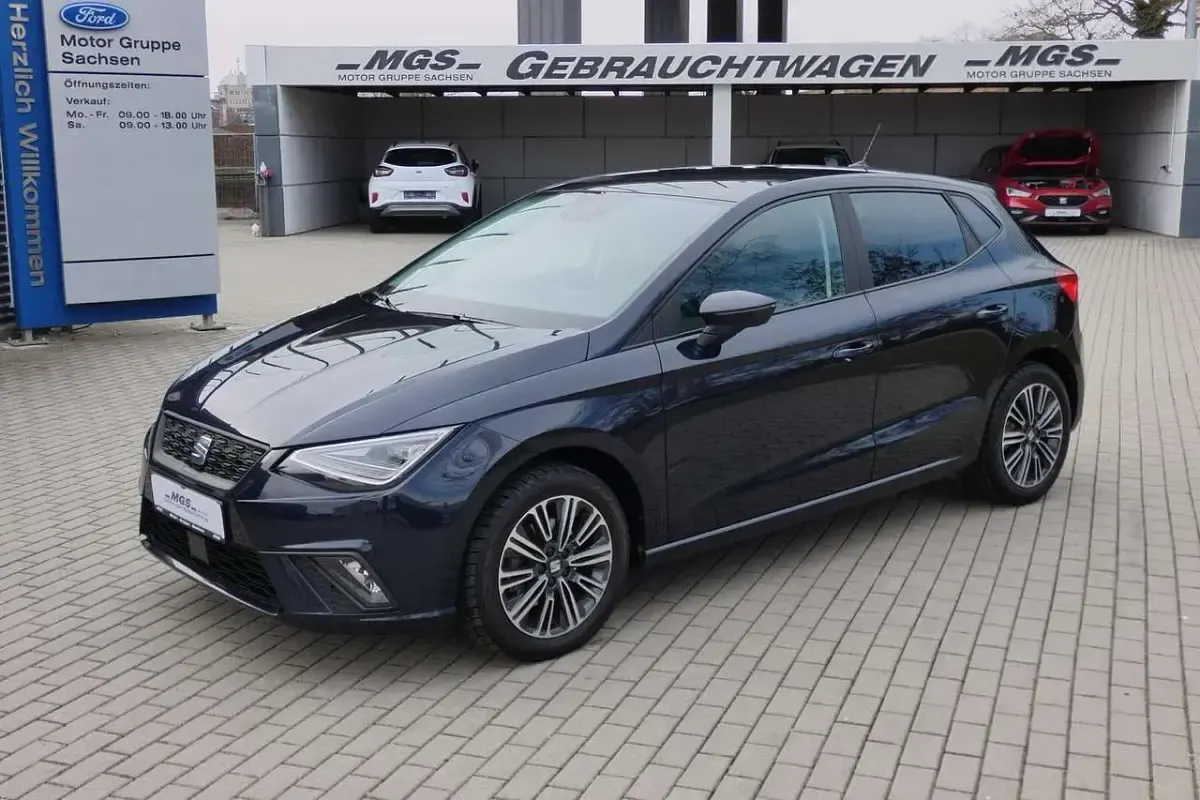 Gebraucht Seat Ibiza Style 110 PS (80 kW) 2023 Asphaltblau Kleinwagen