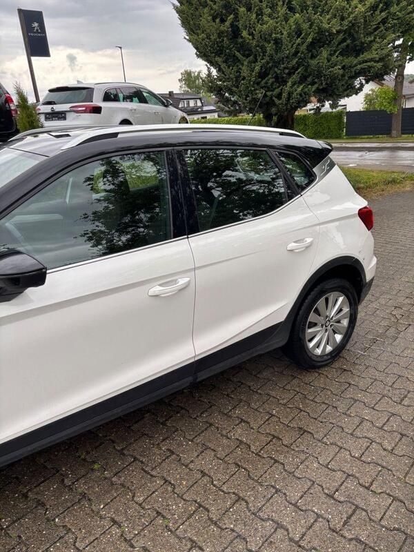 Gebraucht Seat Arona Style 90 PS (66 kW) 2020 Weiß SUV