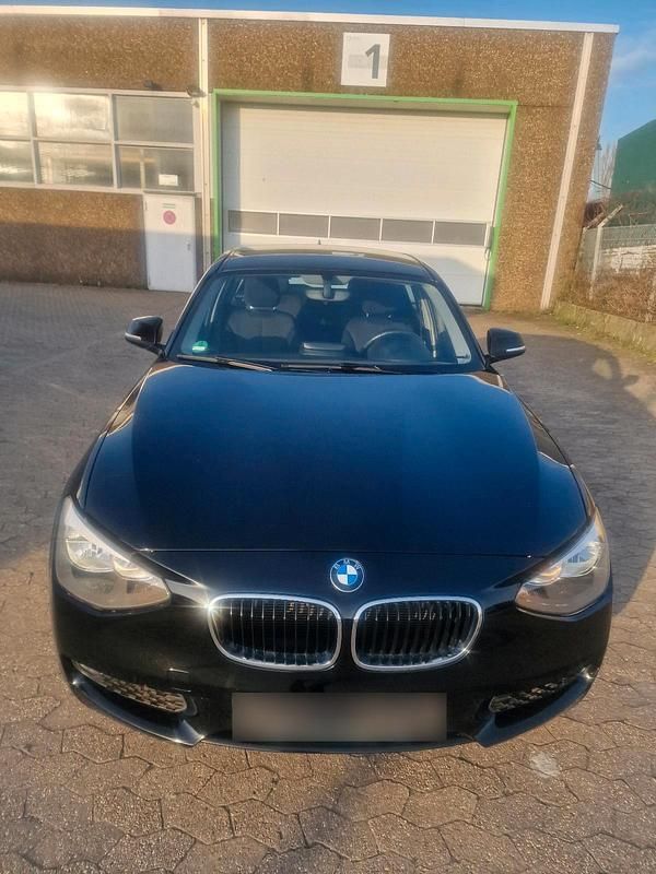 Gebraucht BMW 116 136 PS (100 kW) 2014 Schwarz Kleinwagen