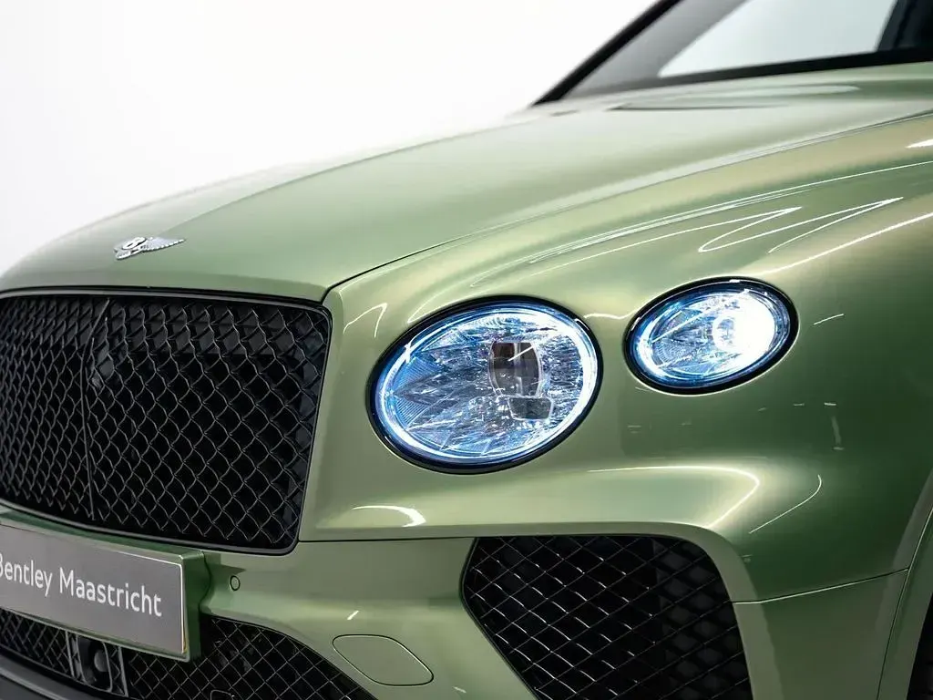 Gebraucht Bentley Bentayga 549 PS (403 kW) 2024 Grün SUV