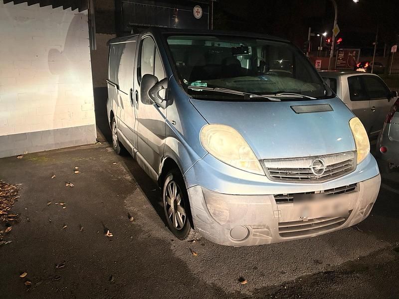 Blau Gebraucht 2007 Opel Vivaro Van | 2.200 € - Bild 1/4
