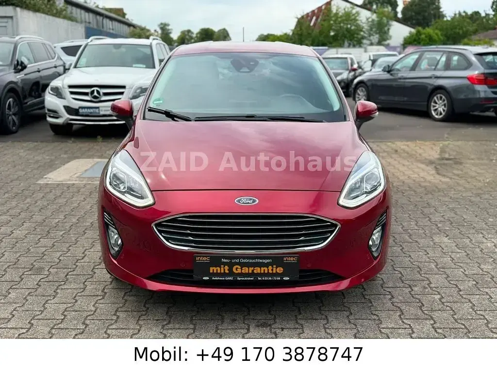 Gebraucht Ford Fiesta Titanium 101 PS (74 kW) 2018 Rot Kleinwagen