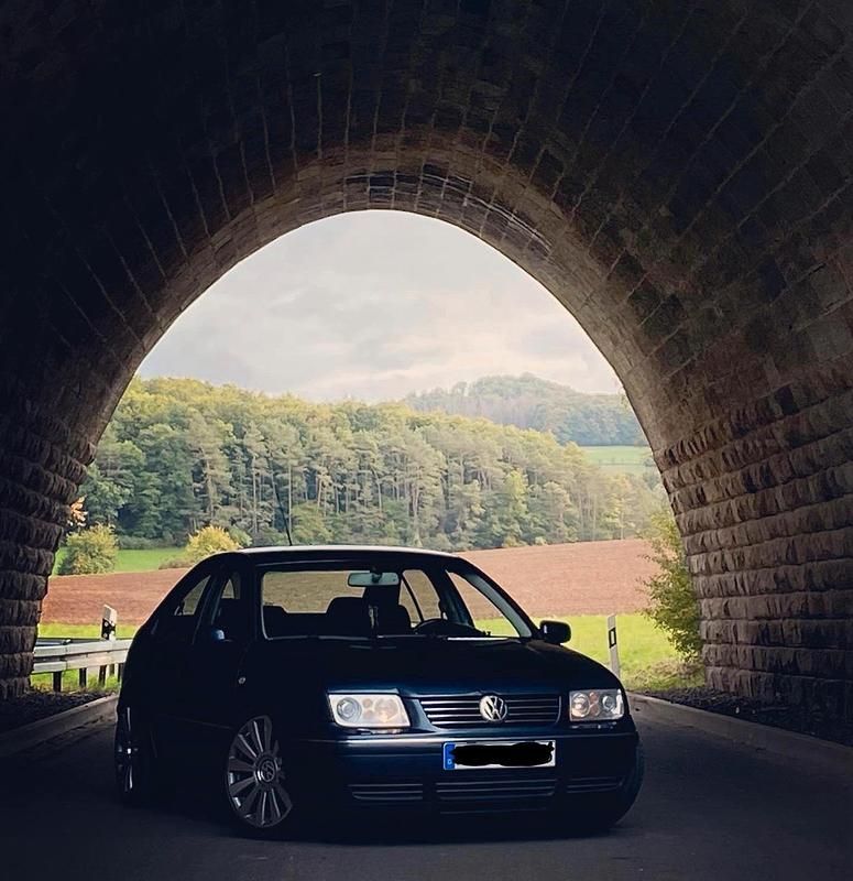 Gebraucht VW Bora GT 131 PS (96 kW) 2004 Blau Limousine