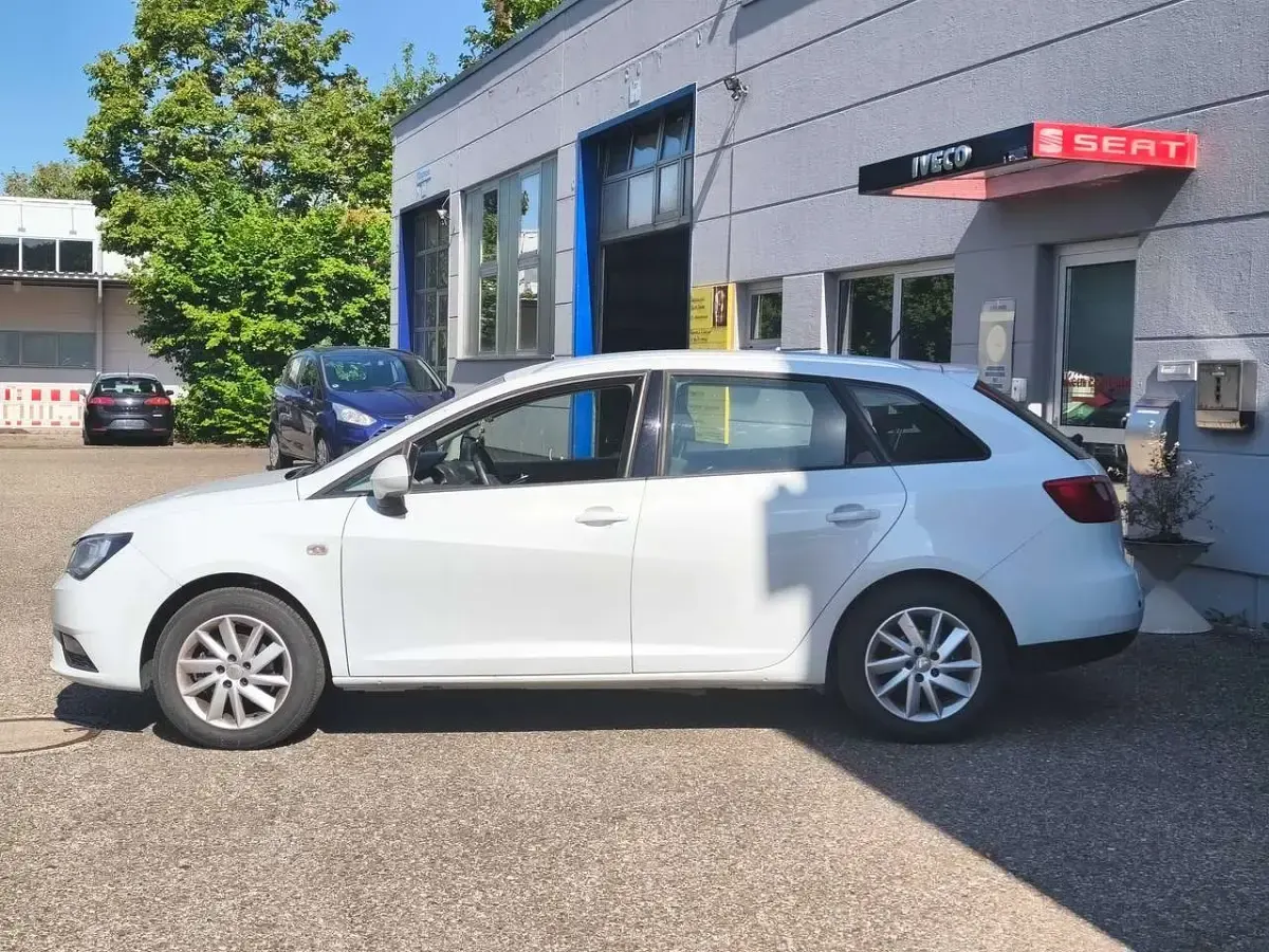 Gebraucht Seat Ibiza ST Style 105 PS (77 kW) 2013 "nevada" weiss Kombi