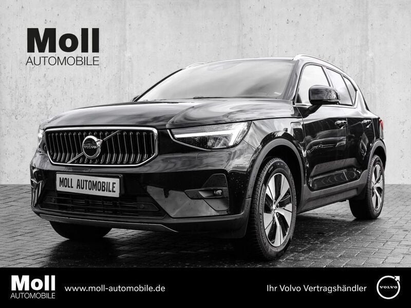 Stone) / solid (schwarz Gebraucht 2023 Volvo XC40 Core SUV | 36.780 € (Fairer Preis) - Bild 1/4