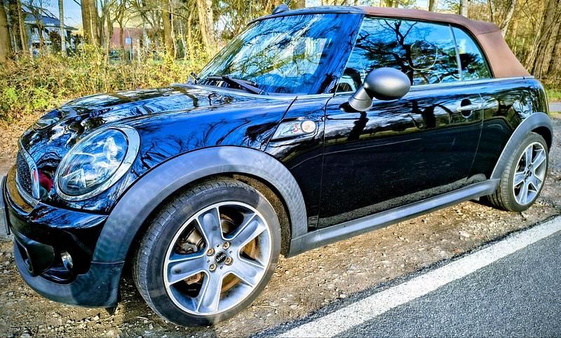 Gebraucht Mini Cooper Cabriolet 145 PS (106 kW) 2011 Schwarz Cabrio