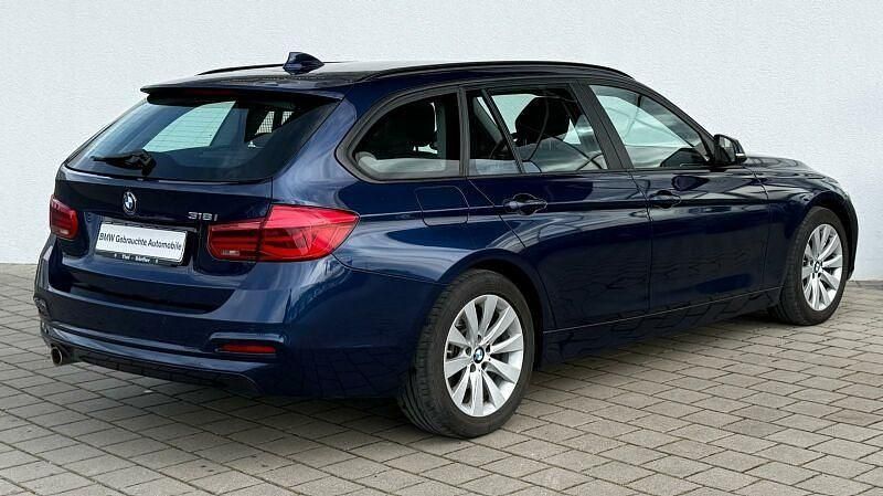 Gebraucht BMW 318 136 PS (100 kW) 2019 Mediterranblau metallic Kombi