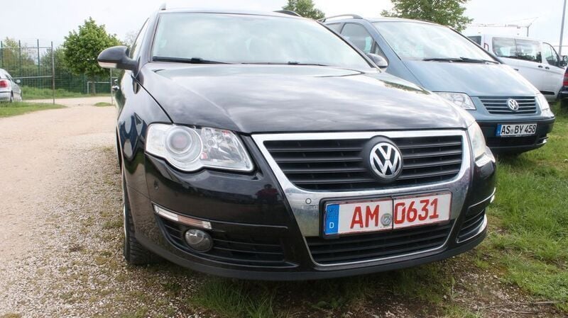 Schwarz Gebraucht 2008 VW Passat Sportline Limousine | 1.500 € (Superpreis) - Bild 1/4