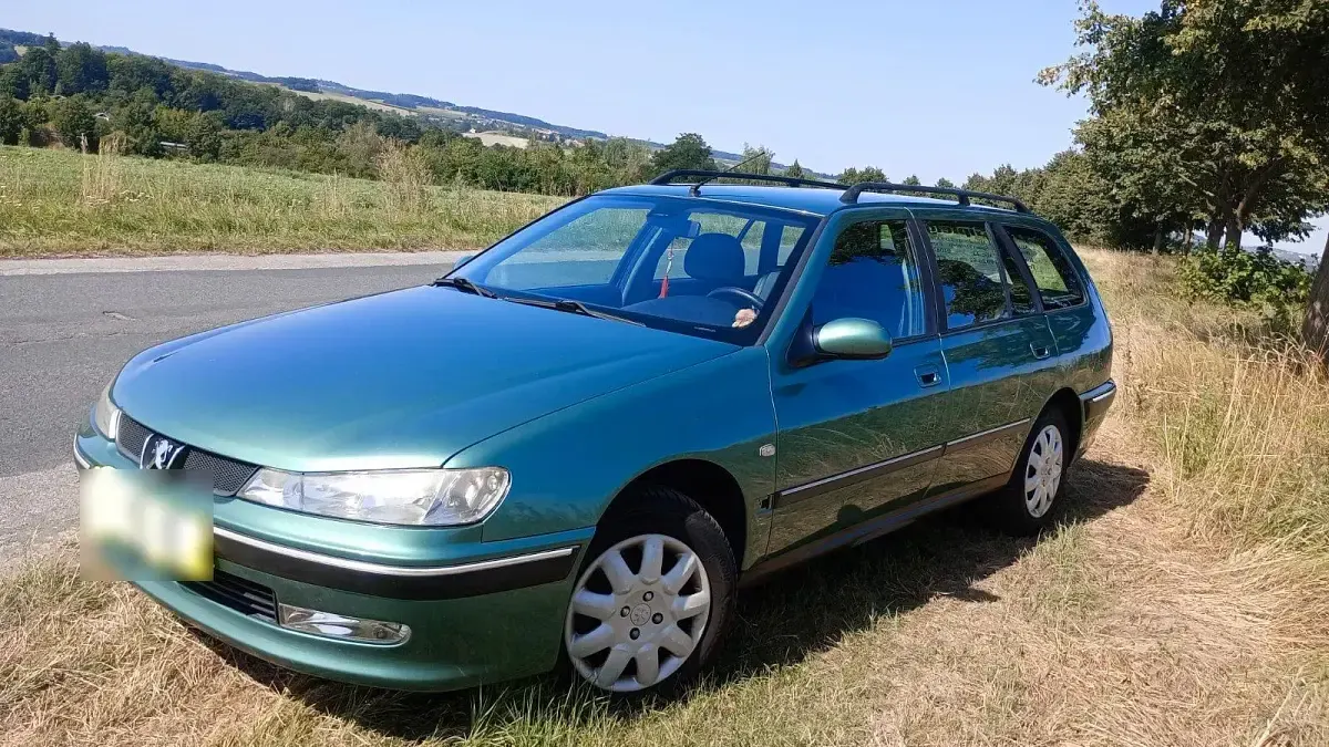 Gebraucht Peugeot 406 136 PS (100 kW) 2000 Andere farben Kombi